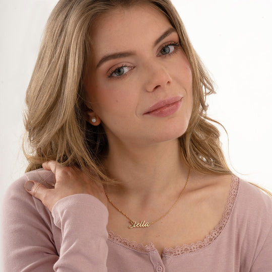 Dainty Name Necklace