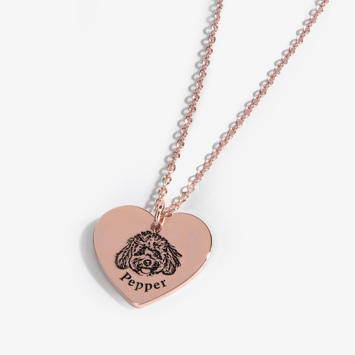 Halskette mit Haustiergesicht
