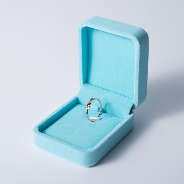 Minimalistischer Namenring