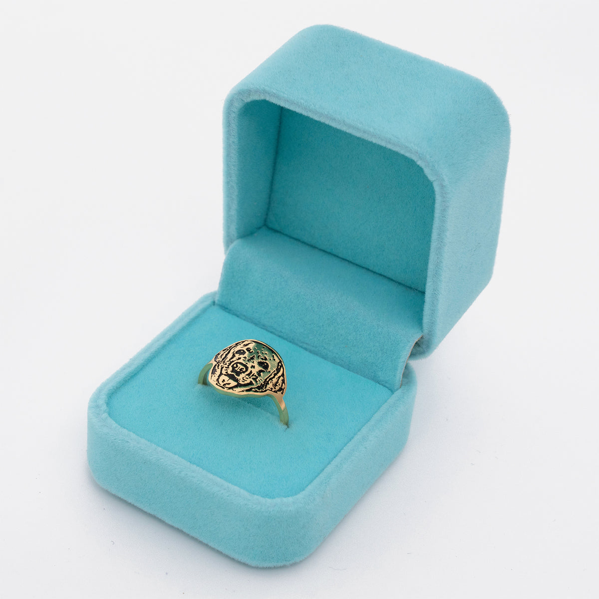 Ring mit Haustiergesicht